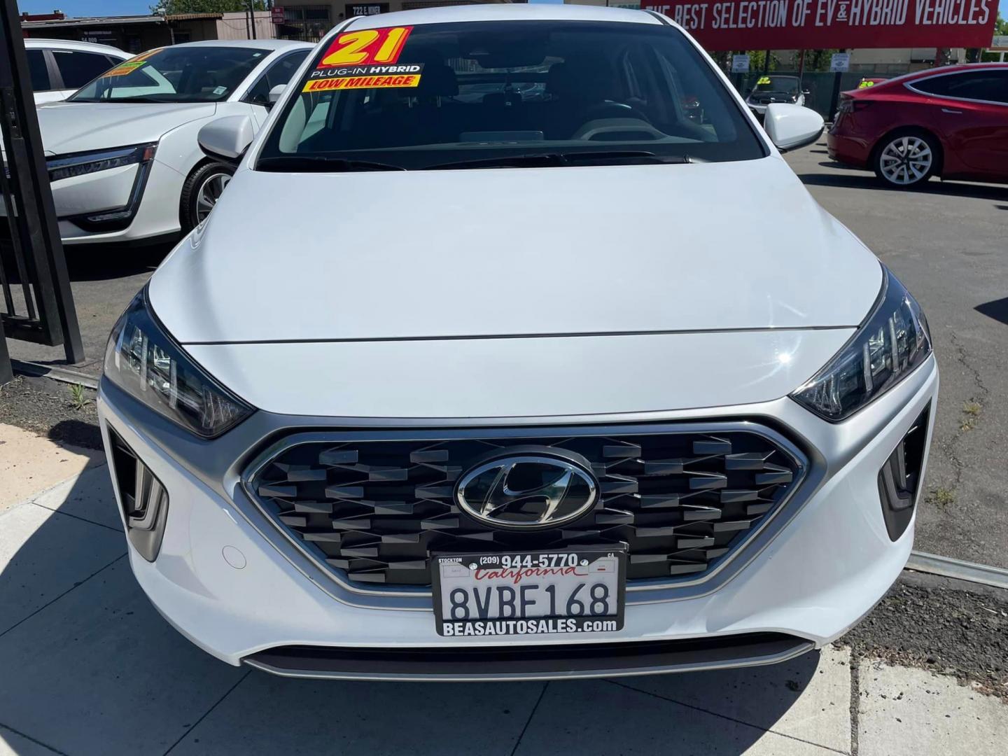 2021 WHITE /GRAY Hyundai Ioniq Plug-In Hybrid (KMHC75LD7MU) , located at 744 E Miner Ave, Stockton, CA, 95202, (209) 944-5770, 37.956863, -121.282082 - Photo#2